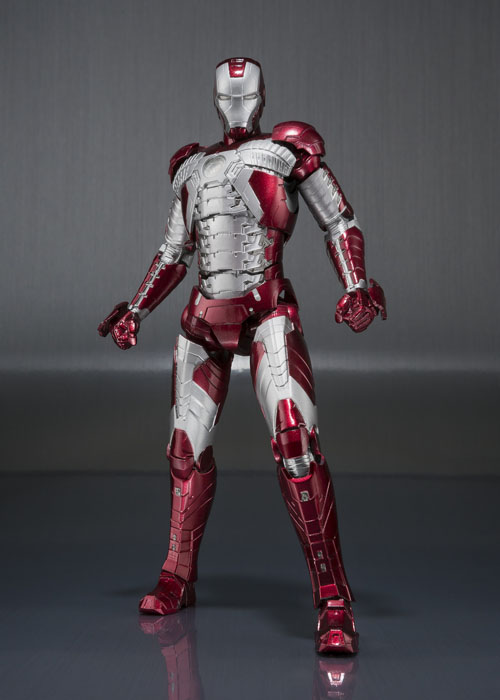 SH Figuarts Iron Man Mk V & Hall of Armor Set - Click Image to Close