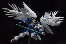 1/100 High Resolution Model Wing Gundam Zero Custom