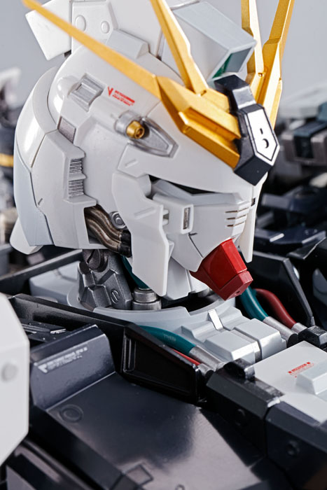 Formania EX Nu Gundam Bust - Click Image to Close