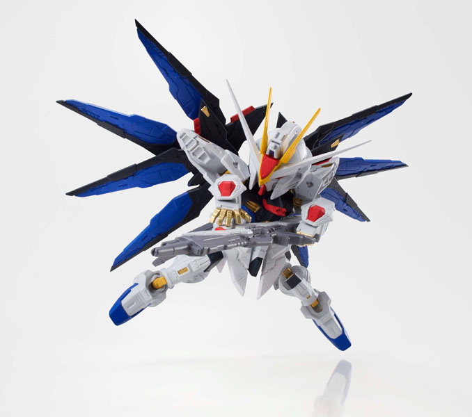 NXEdgeStyle Strike Freedom Gundam - Click Image to Close