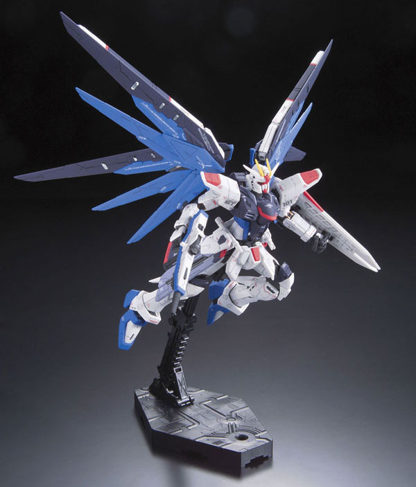 RG Freedom Gundam - Click Image to Close