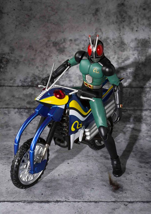 SH Figuarts Kamen Rider: Acrobatter - Click Image to Close