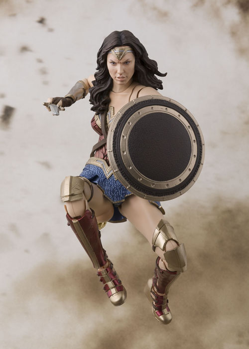 SH Figuarts Justice League: Wonder Woman - Click Image to Close